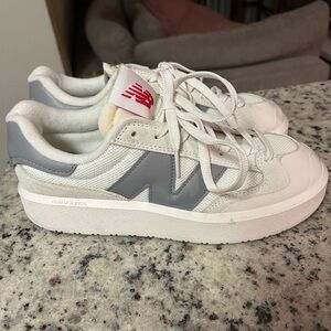 New Balance tennis shoes-CT302